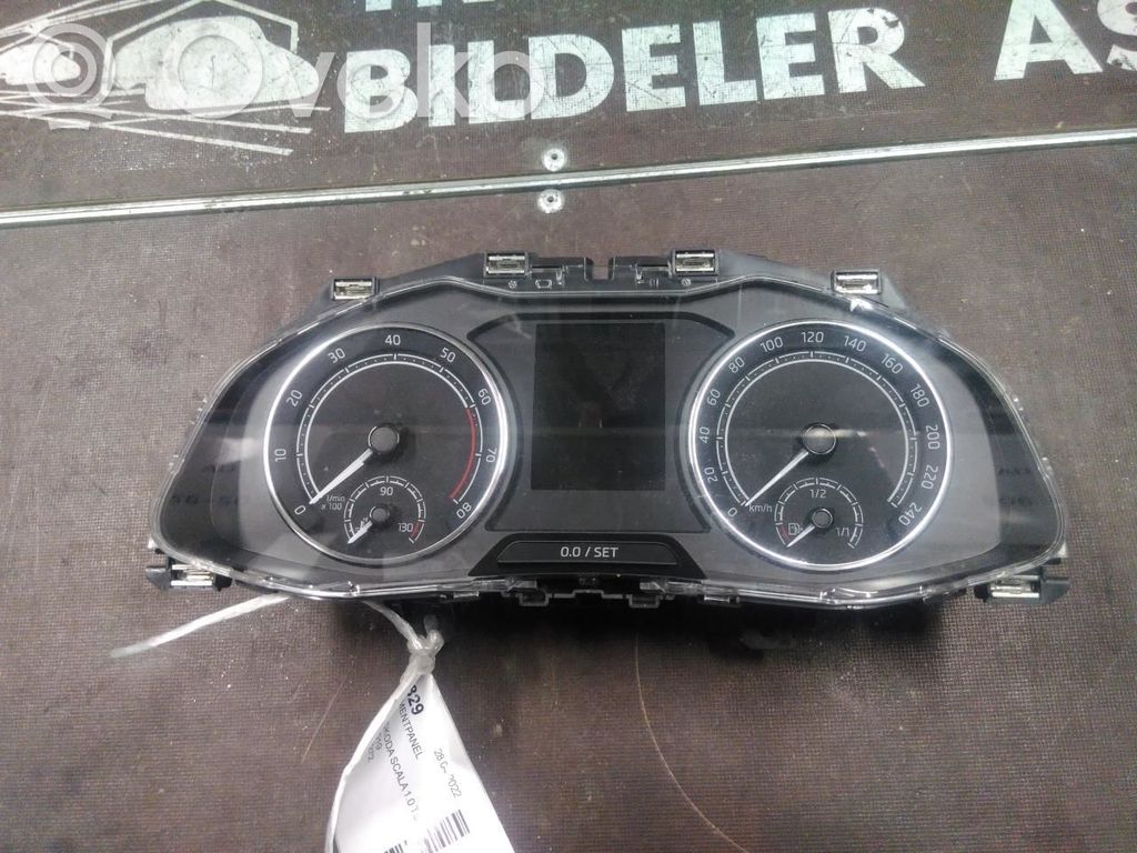 Skoda Scala Geschwindigkeitsmesser Cockpit 