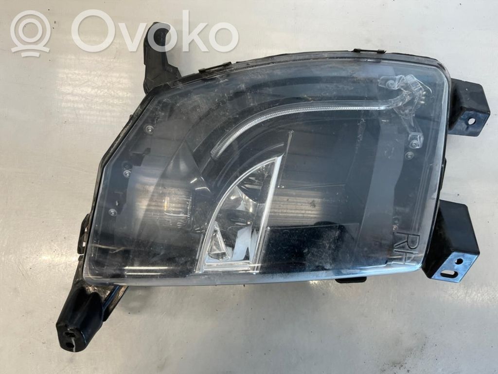 Tesla Model S Etusumuvalo 
