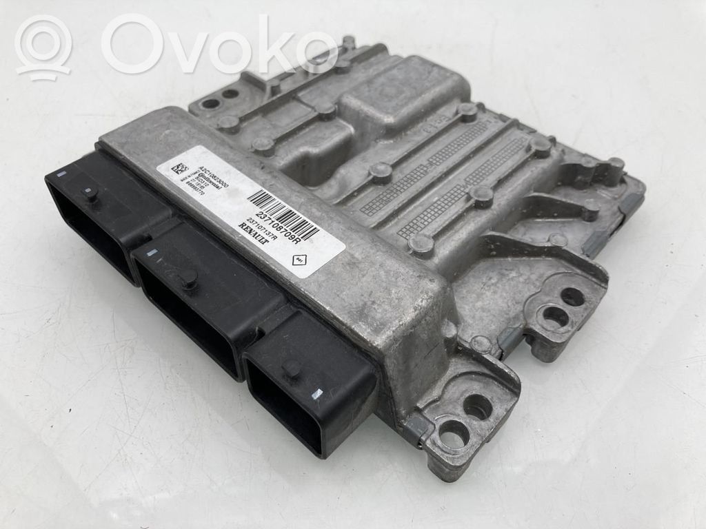 Dacia Duster Engine control unit/module ECU 
