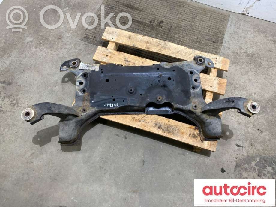 Ford Focus Priekinis traversas 