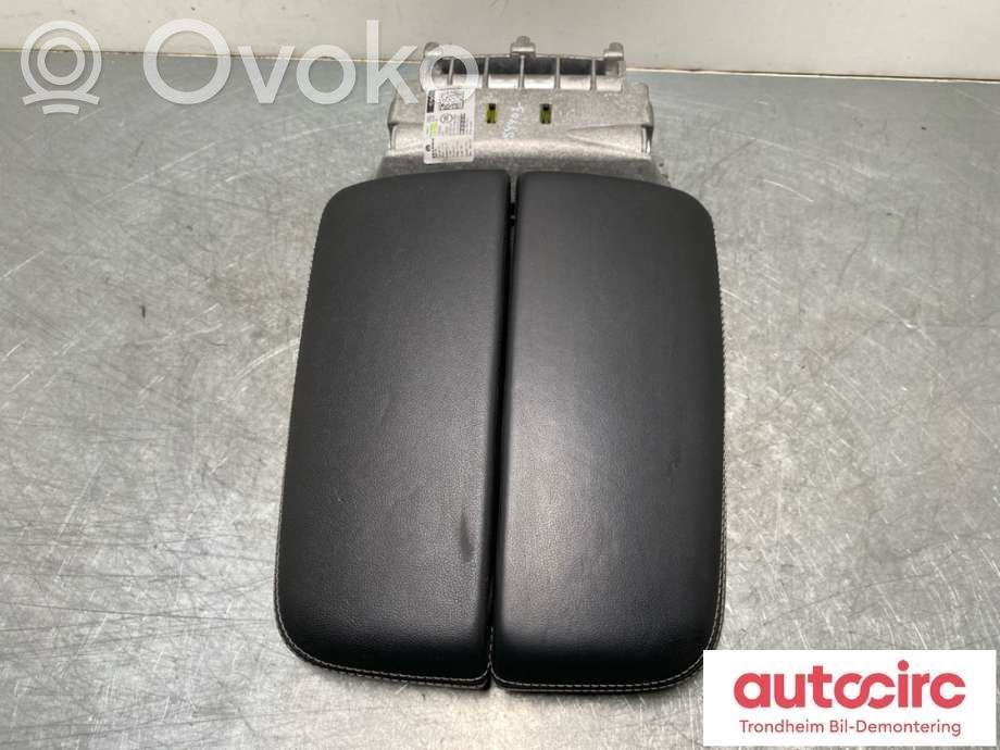 Audi Q7 4M Reposabrazos 