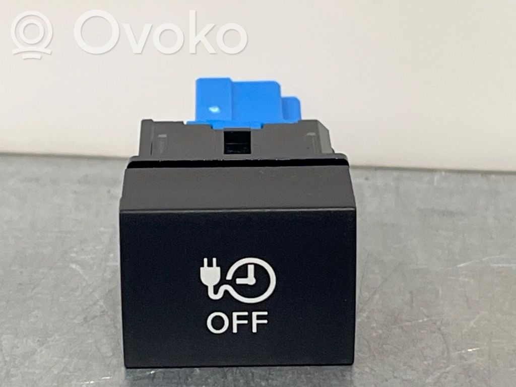 Nissan Ariya Otros interruptores/perillas/selectores 