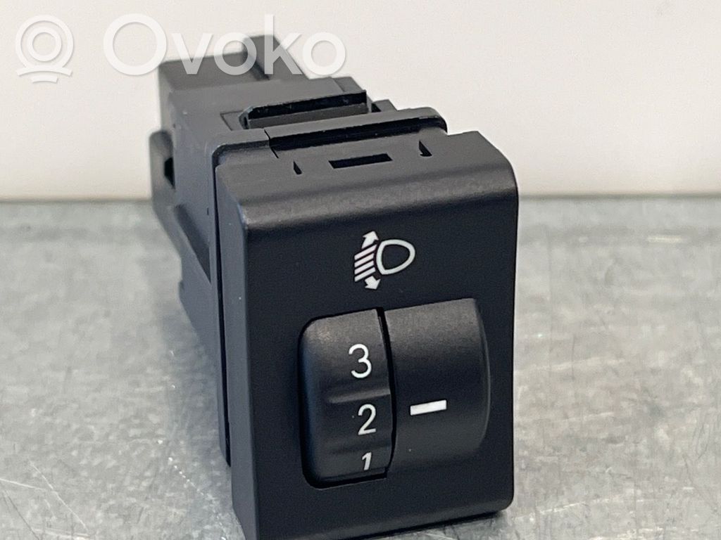 Other switches/knobs/shifts   8225006DA1,8225006DA1,8225006DA1,8225006DA1