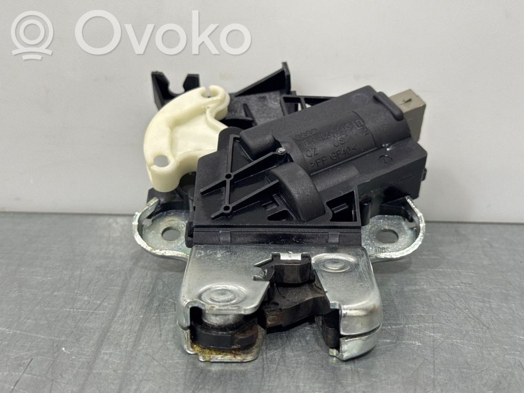 Audi A4 S4 B8 8K Zamek klapy tylnej bagażnika 