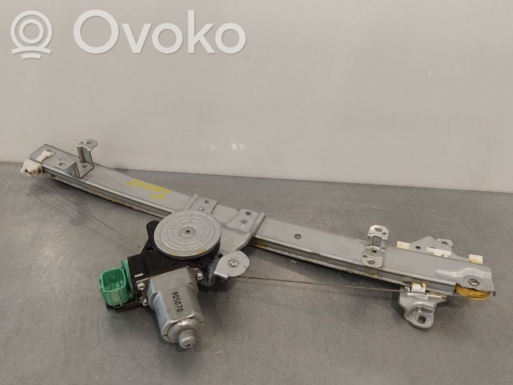 Nissan Leaf II (ZE1) Front door electric window regulator