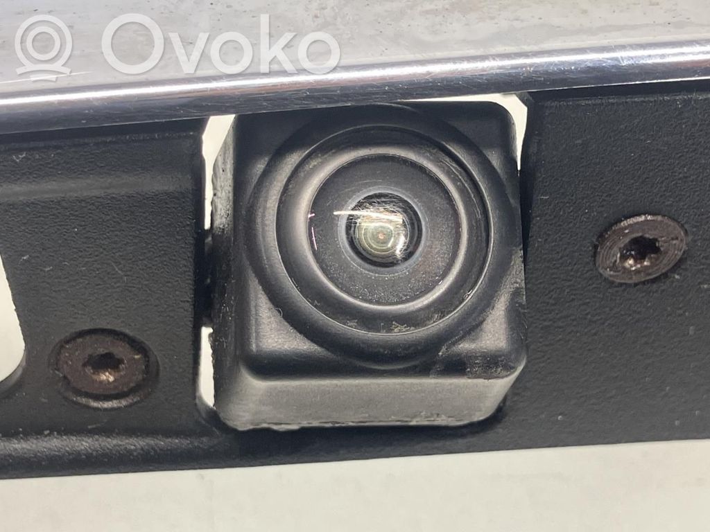 Reversing camera   100677300E,100677300E,100677300F,106126900A,106126900B,106126900C,106126900D