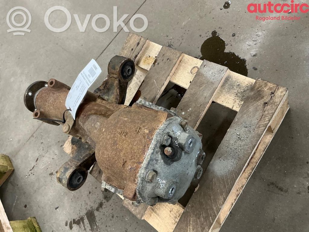 Subaru Outback (BS) Poutre d'essieu arrière