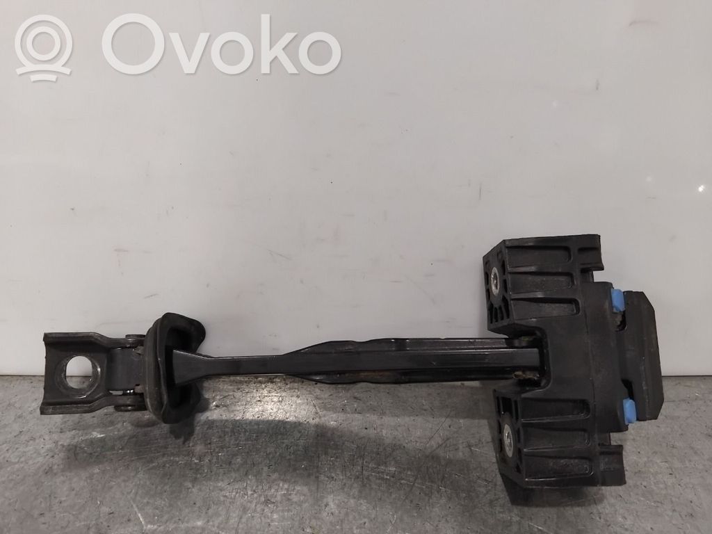 Volkswagen e-Golf Etuoven pidätin 