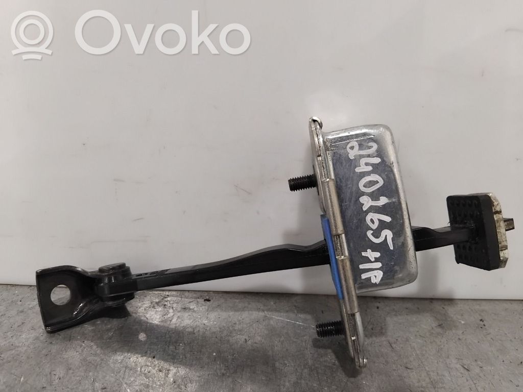 KIA Niro Etuoven pidätin 