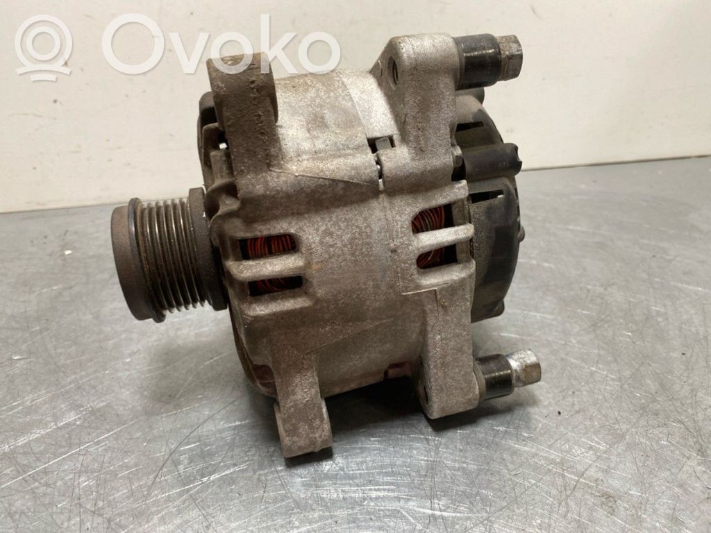Volvo V60 Ģenerators 