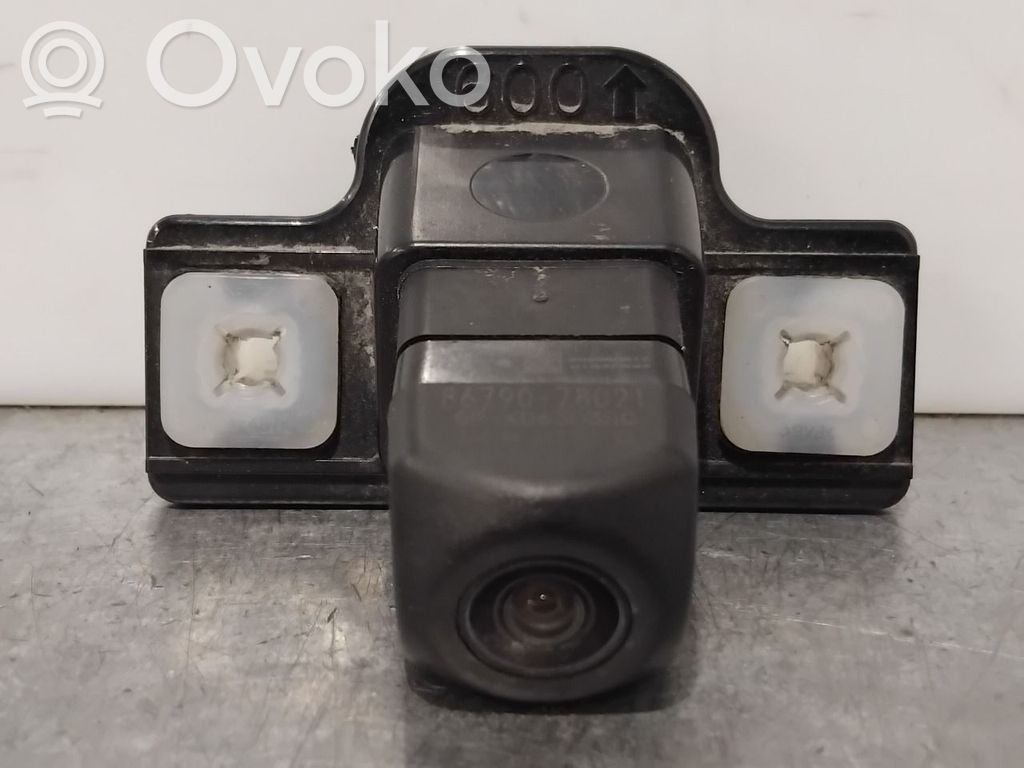 Lexus NX Windshield/windscreen camera 