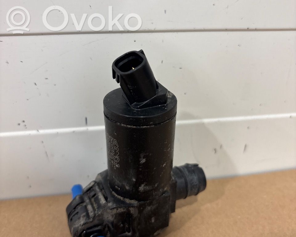 Toyota Prius (XW50) Windscreen/windshield washer pump 