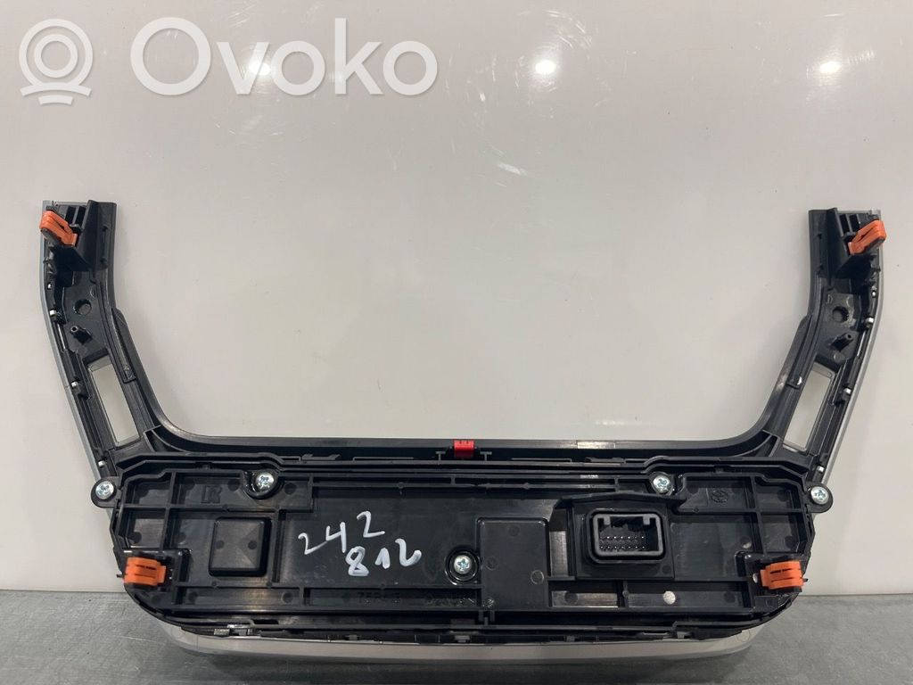 Toyota Corolla Cross Console centrale, commande chauffage/clim 