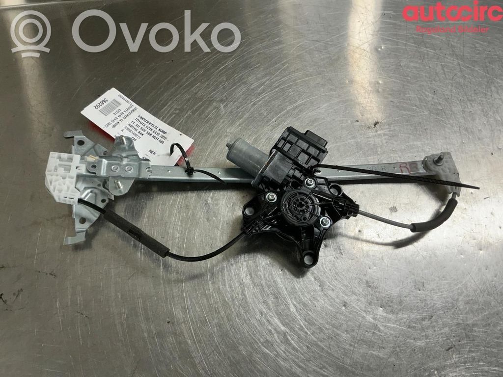Toyota bZ4X Podnośnik szyby drzwi z silniczkiem 