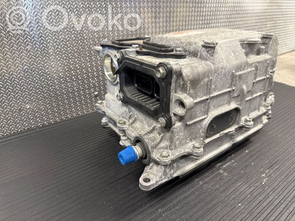Toyota Auris E180 Inversor/convertidor de voltaje 
