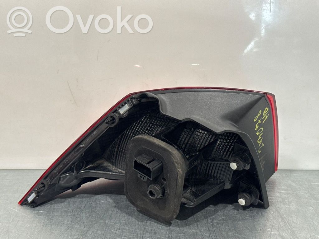 Volkswagen e-Golf Rear/tail lights 