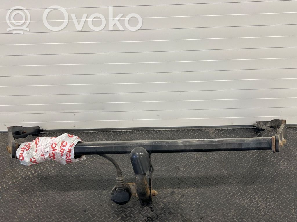 Ford Focus Āķa stiprinājuma sija 