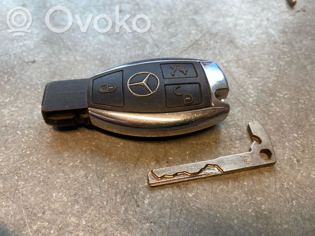 Mercedes-Benz C W204 Klucz / Karta zapłonu 