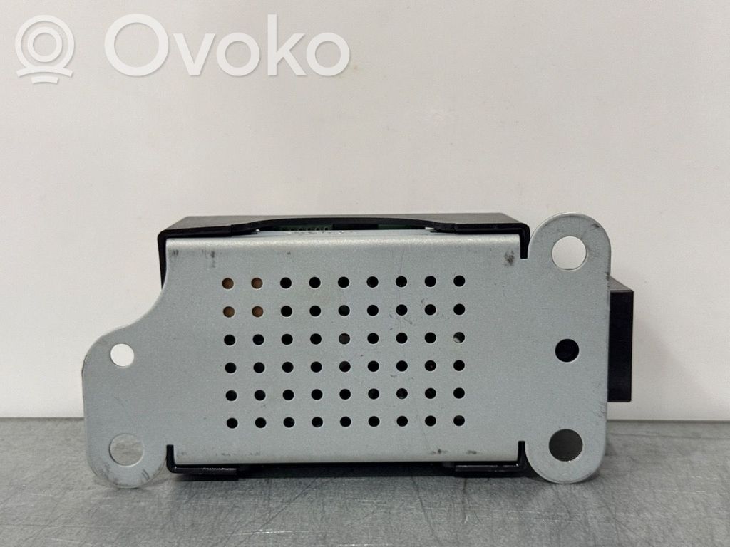 Volkswagen Golf VI Amplificatore antenna