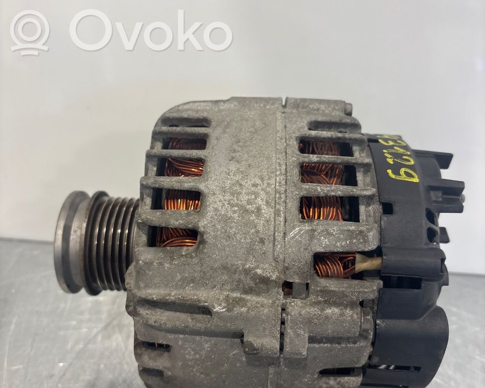 Volkswagen Golf VII Generatore/alternatore 