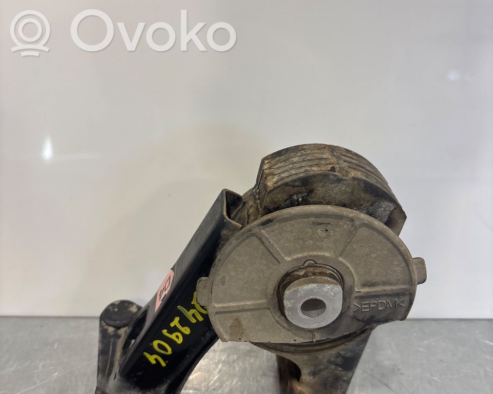 Toyota Auris 150 Moottorin kiinnikekorvake 
