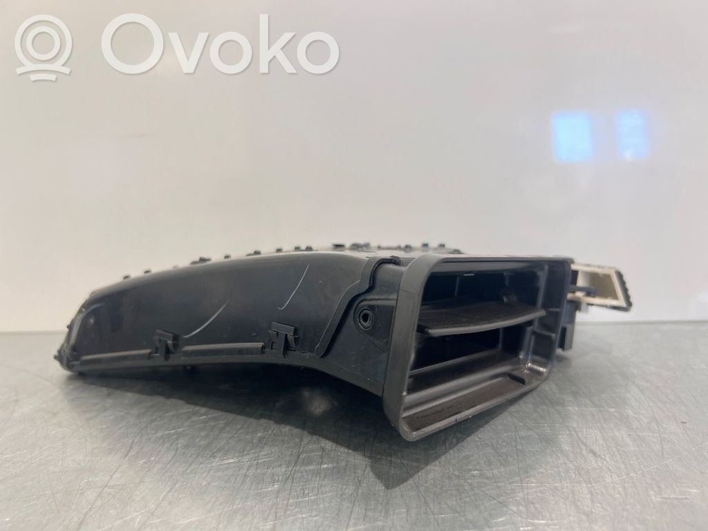 Ford C-MAX II Centrinės oro grotelės 