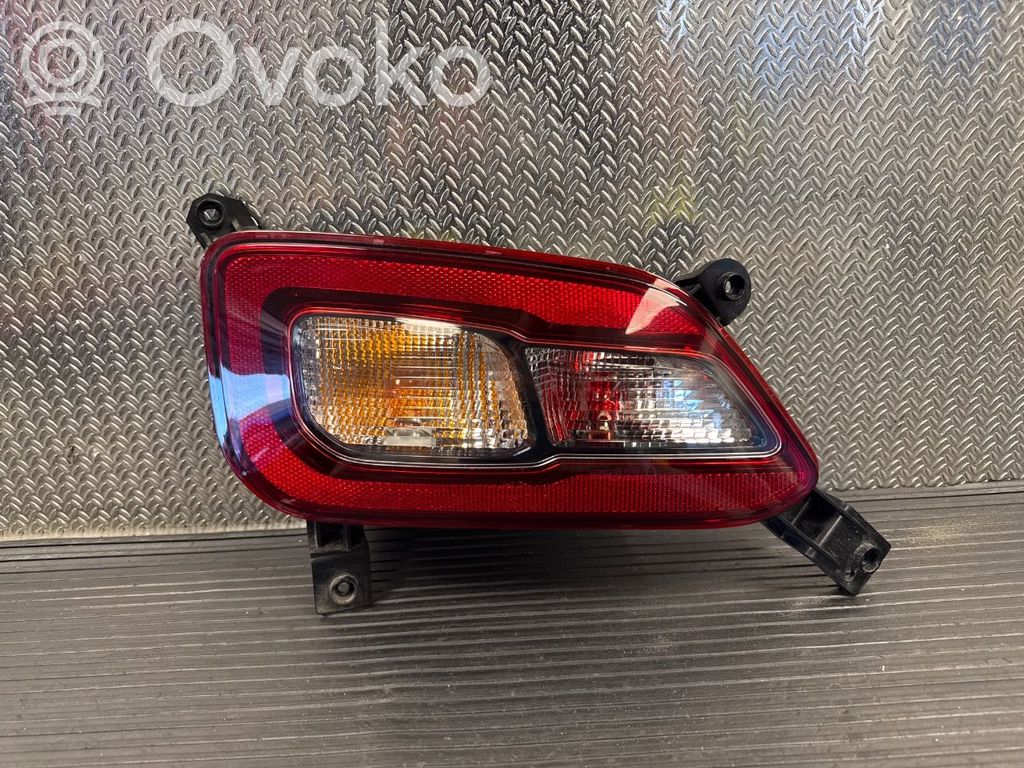 Hyundai Kona I Luce del paraurti posteriore 