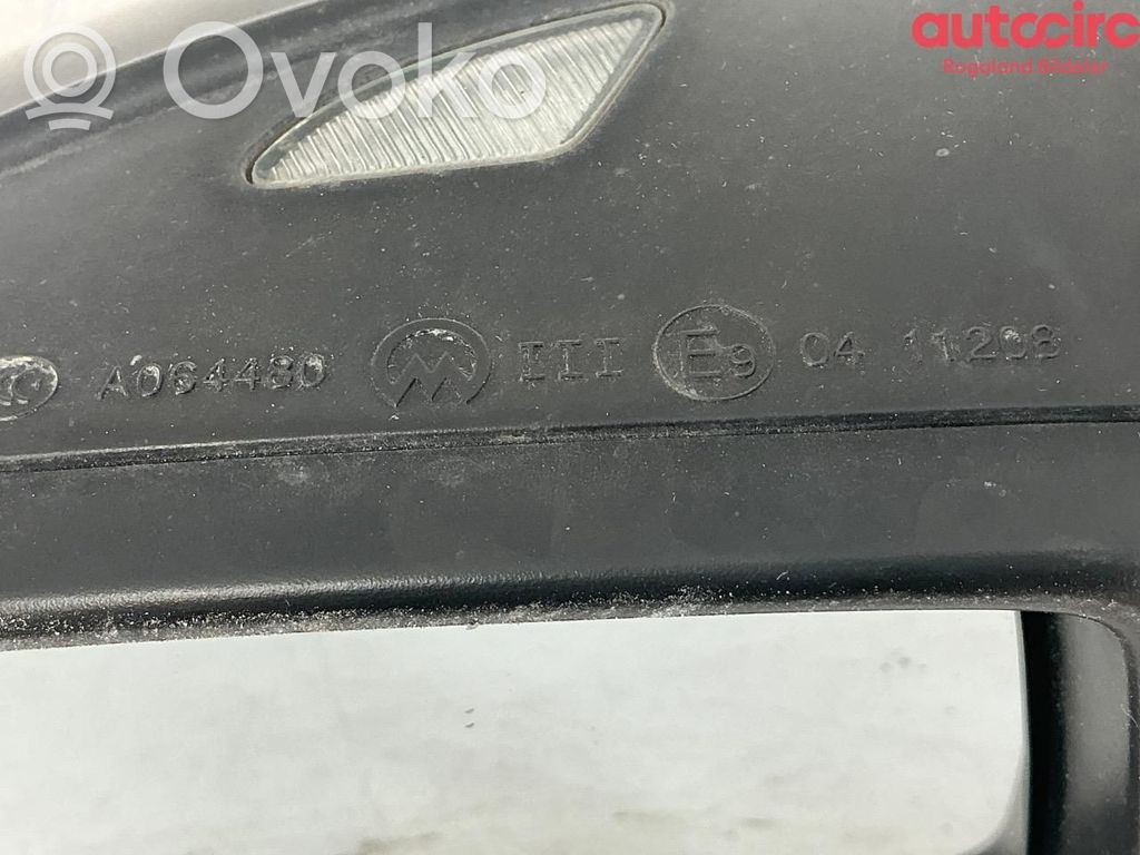 Volkswagen Touran III Elektryczne lusterko boczne drzwi 