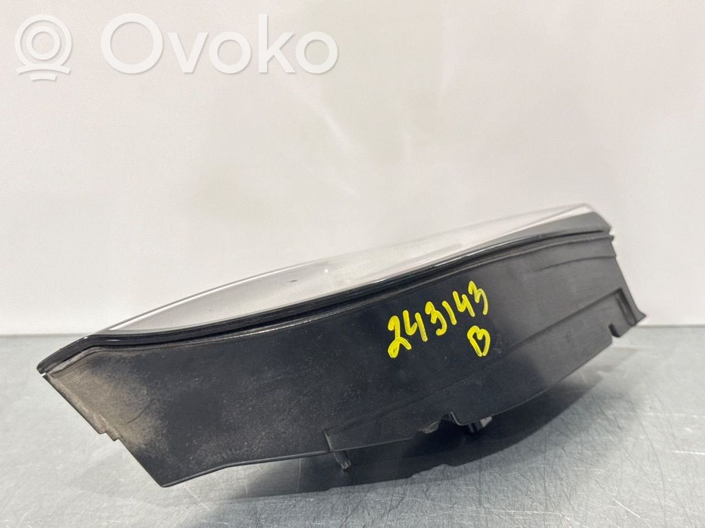 Tesla Model 3 Takavalot 
