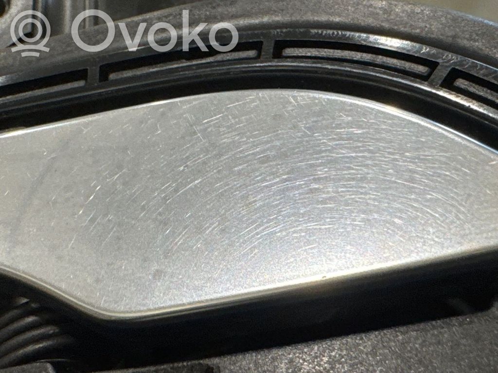 Tesla Model 3 Manecilla externa puerta delantera 