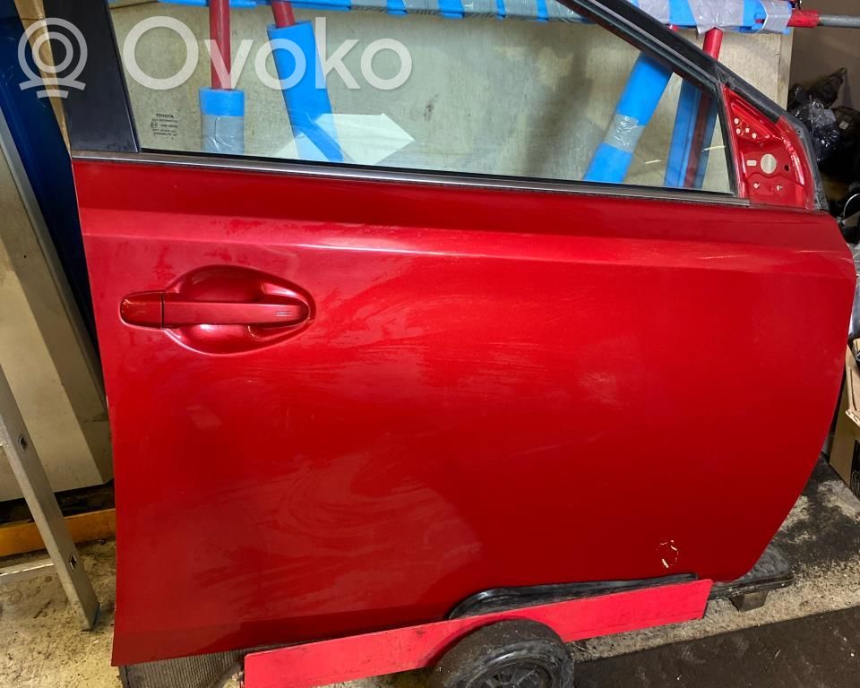 Toyota Auris E180 Puerta delantera 
