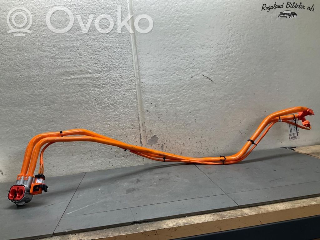Tesla Model Y High voltage cable 