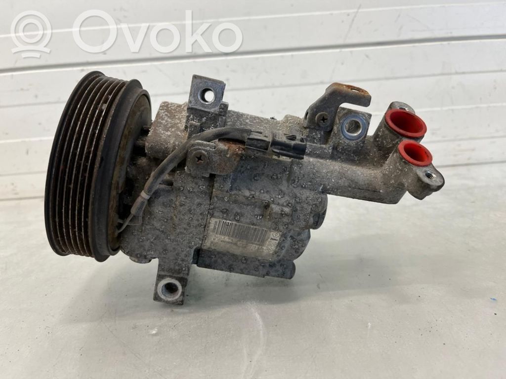 Dacia Duster Air conditioning (A/C) compressor (pump) 