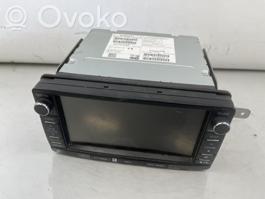 Mitsubishi Pajero Panel / Radioodtwarzacz CD/DVD/GPS