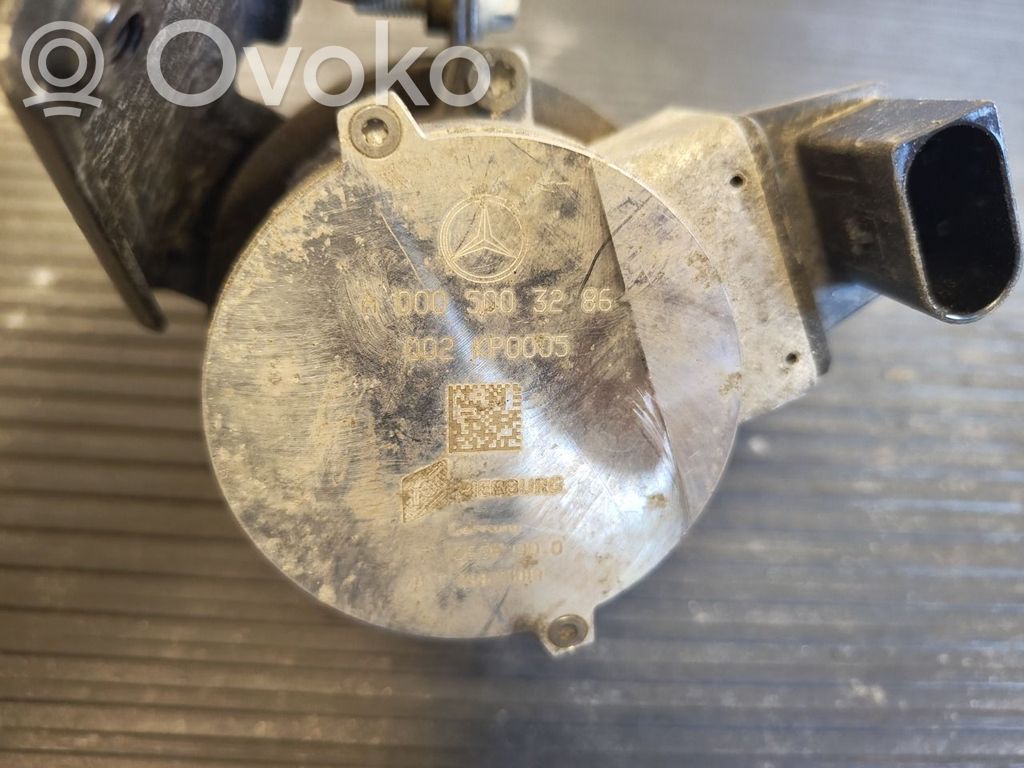 Mercedes-Benz EQC Pompa obiegowa Webasto 