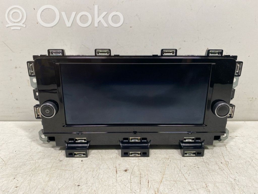 Volkswagen Caddy Unitate principală radio/CD/DVD/GPS 