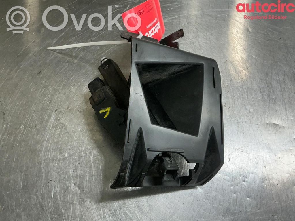 Volvo V70 Duză spălare far