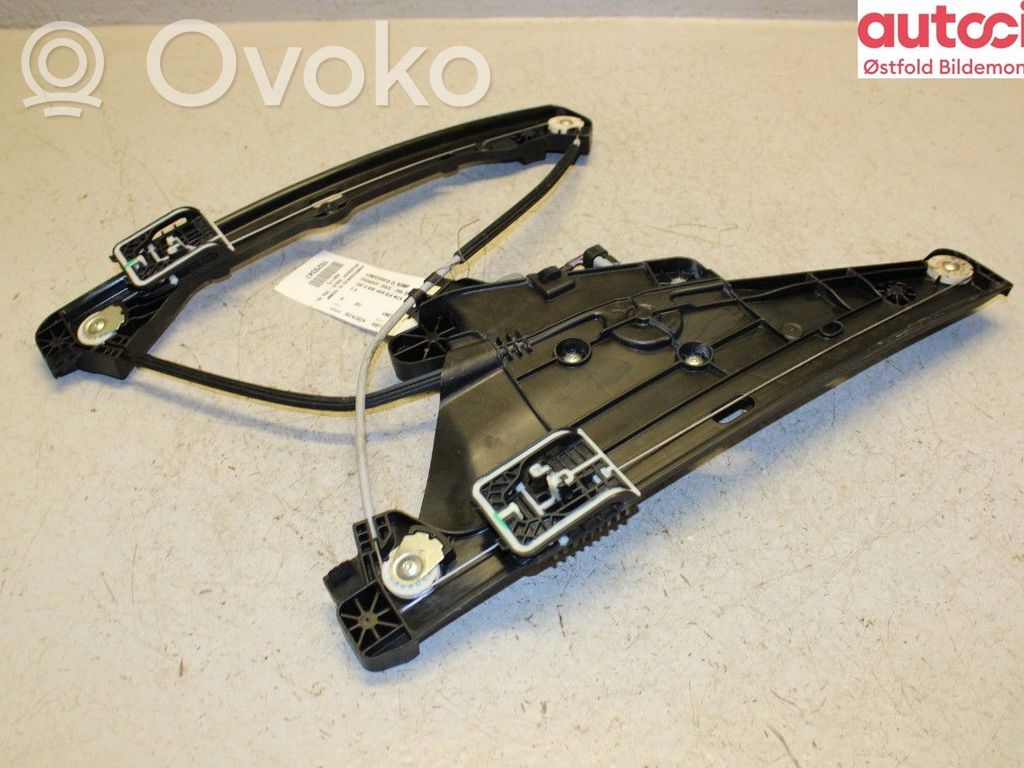 Peugeot 208 II Podnośnik szyby drzwi z silniczkiem