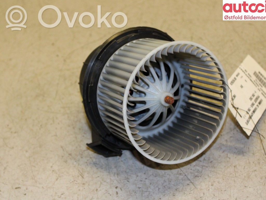 Peugeot 208 II Ventilator aerotermă