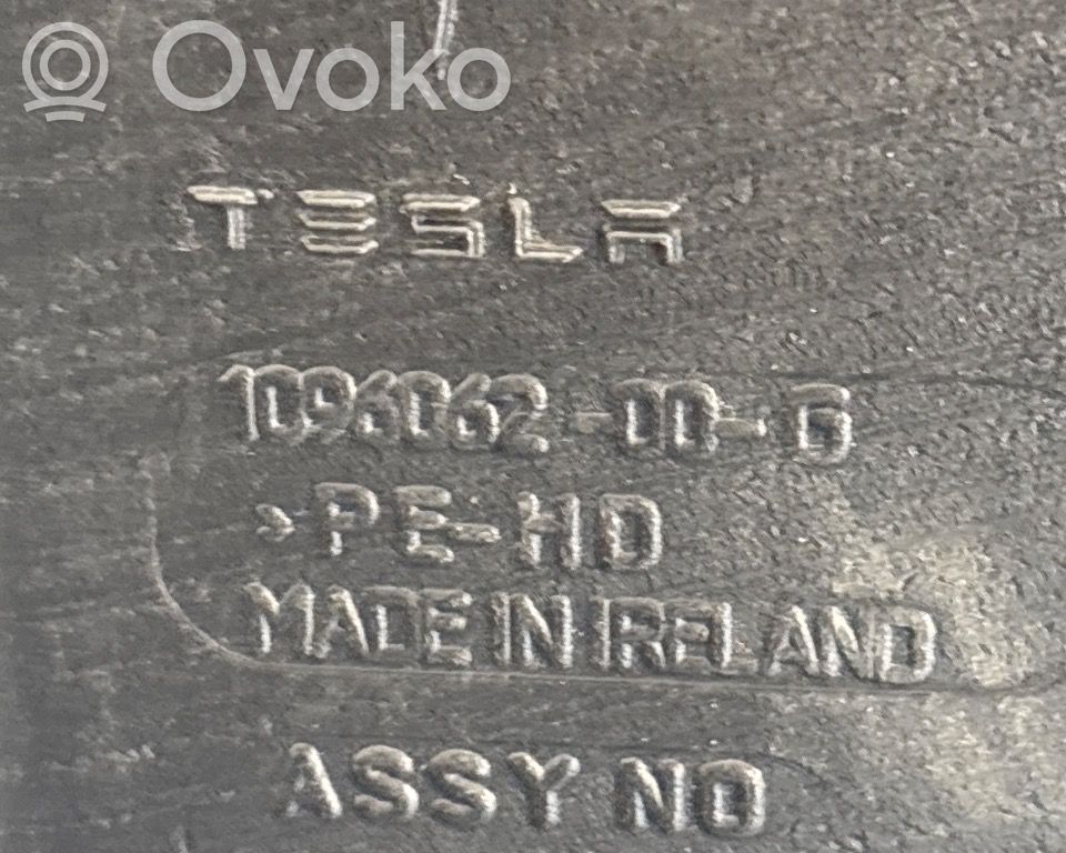 Tesla Model 3 Tuulilasinpesimen nestesäiliö 