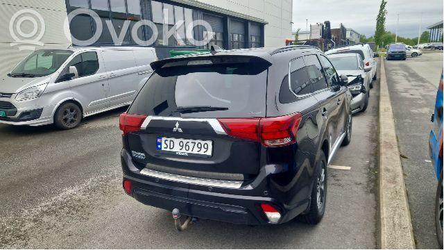 Mitsubishi Outlander Cutie de viteze automată 