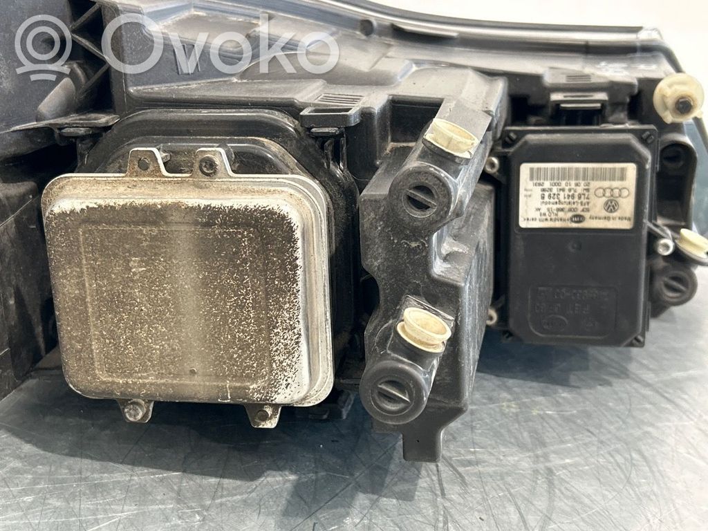 Skoda Octavia Mk2 (1Z) Faro/fanale