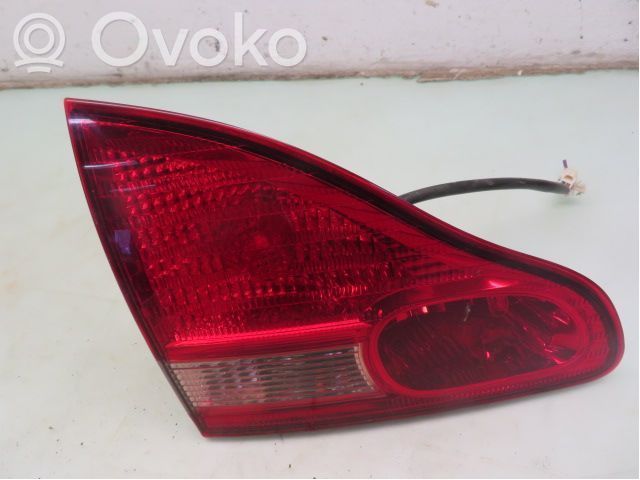 Toyota Avensis Verso Takavalot 
