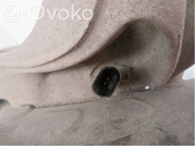 Volkswagen PASSAT B8 Achsschenkel vorne
