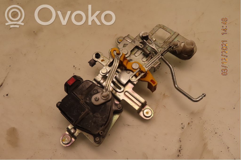 Zamek klapy tylnej bagażnika   817204H850,817204H850