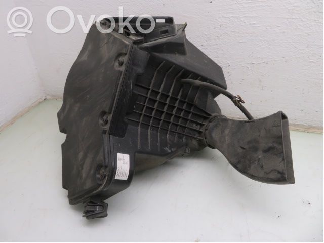 Audi A5 8T 8F Scatola del filtro dell’aria 