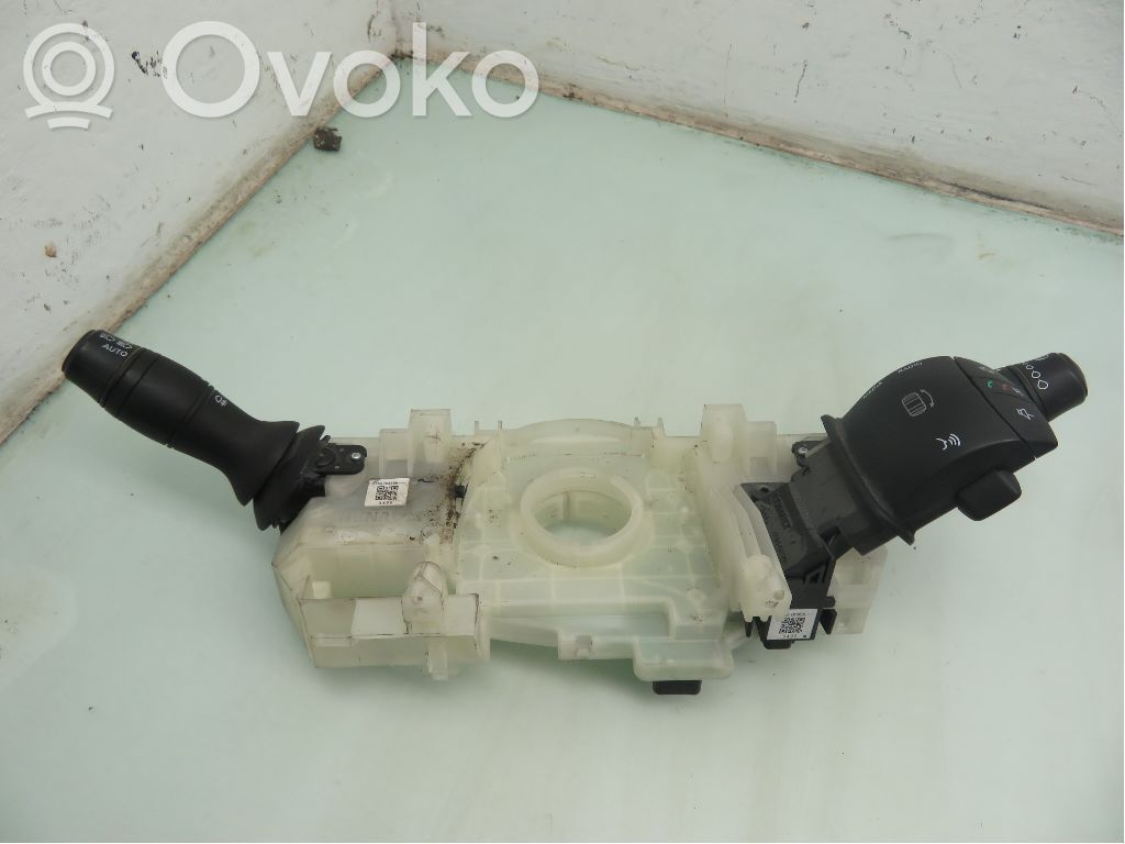 Comutator/buton multifuncțional   255678459R,255678459R