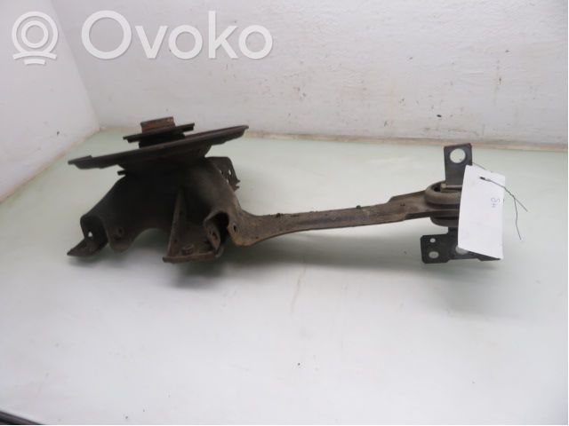 Volvo S60 Olka-akselin laakeripesä 