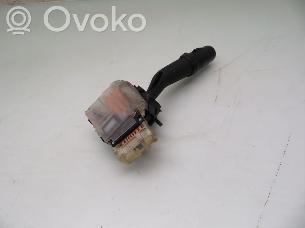 Toyota Hiace (H200) Autres commutateurs / boutons / leviers
