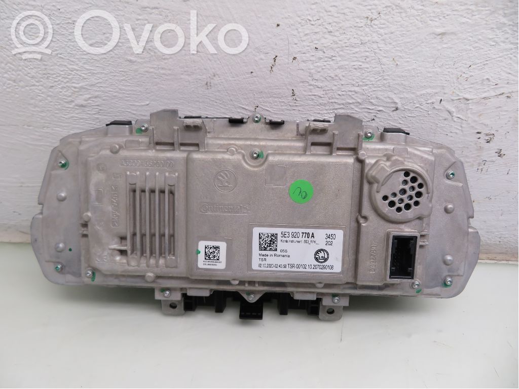 Skoda Octavia Mk4 Nopeusmittari (mittaristo) 